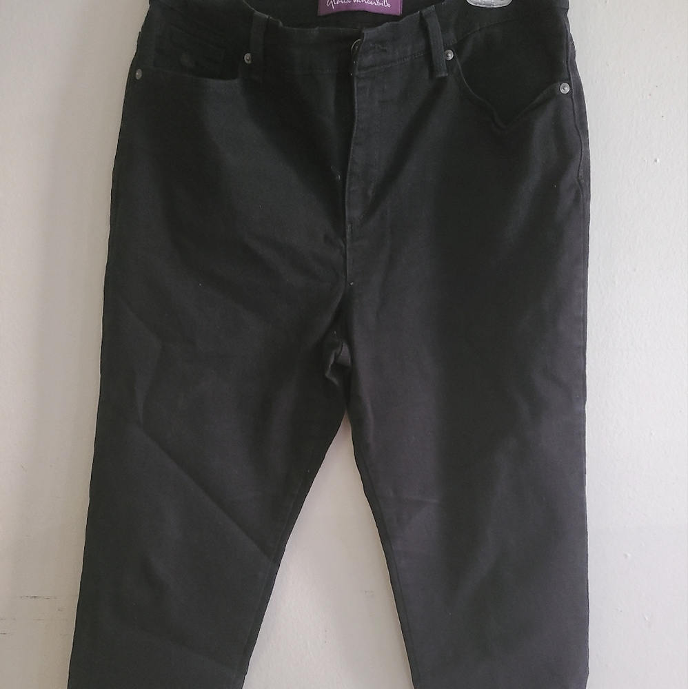 Gloria Vanderbilt black Jeans
